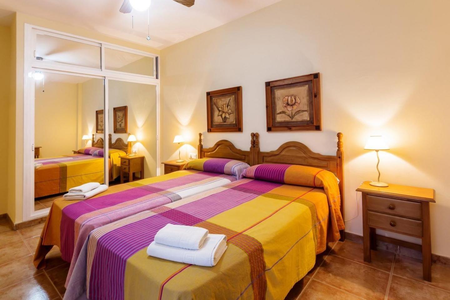 Apartamentos La Casa Del Barrio Maro Esterno foto