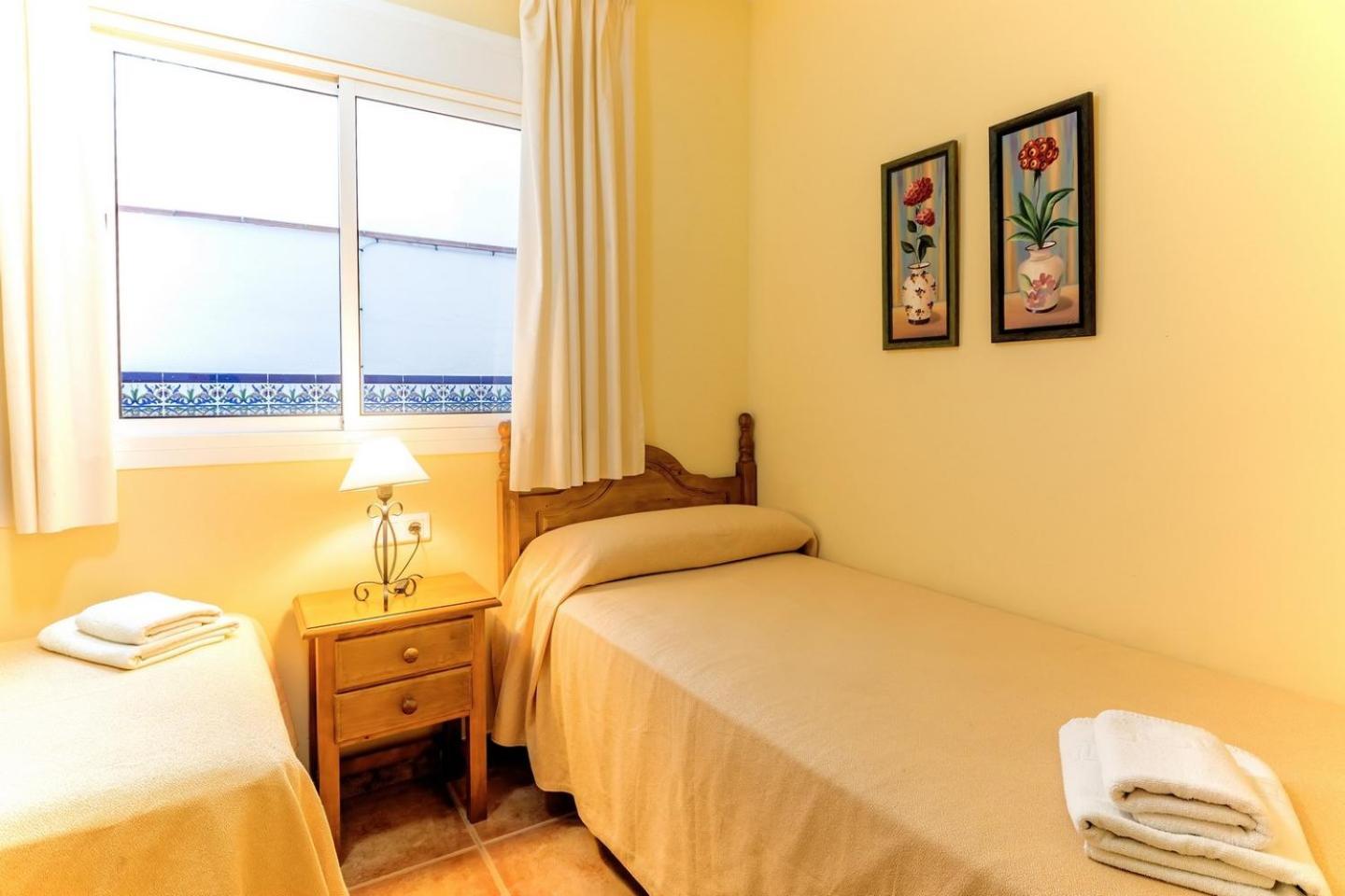 Apartamentos La Casa Del Barrio Maro Esterno foto